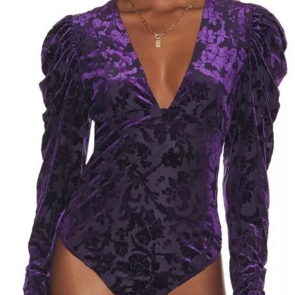 Intimately FREE PEOPLE Magic Hour Velvet Bodysuit Women's Size XLarge NWT - Picture 3 of 9